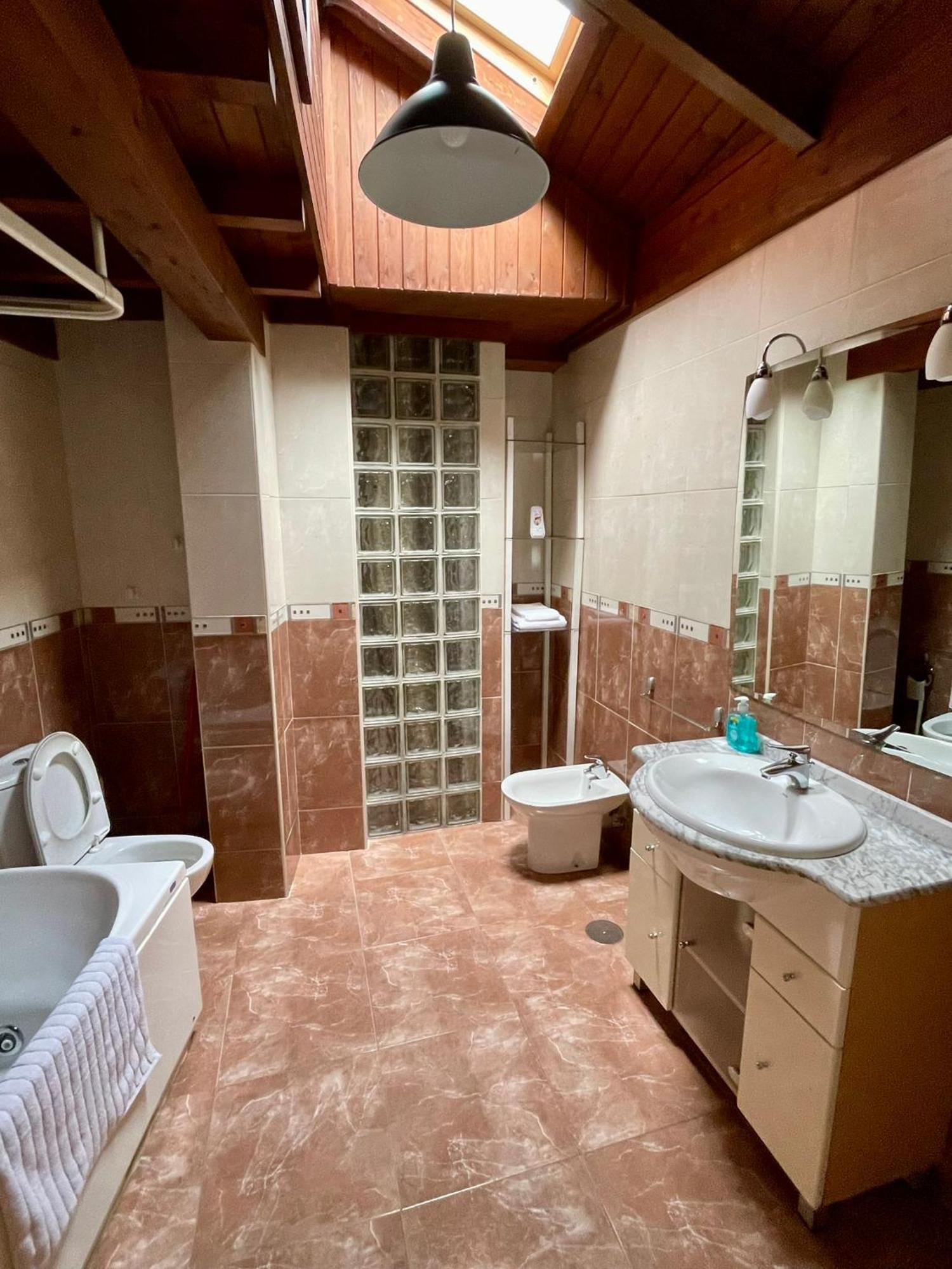 Apartament La Santina Y Su Balcon Avilés Zewnętrze zdjęcie