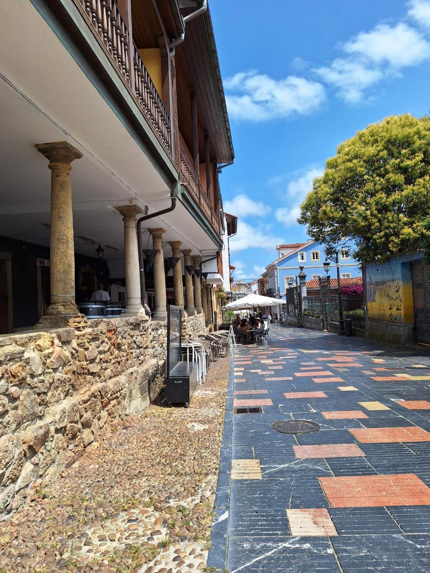 Apartament La Santina Y Su Balcon Avilés Zewnętrze zdjęcie